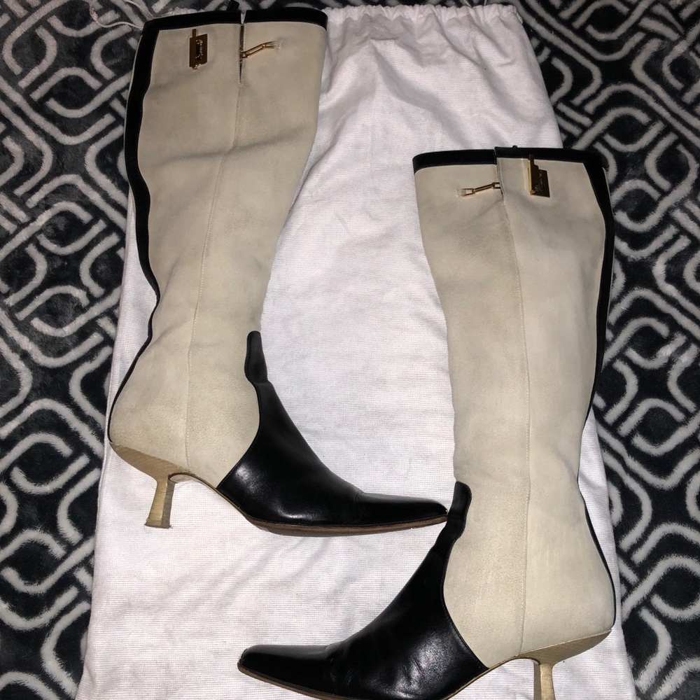 RARE GUCCI BOOTS 🦋